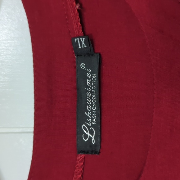 ❤️5/$25 Like New Lishaweimei Red and Gold Lace Dress - Picture 4 of 6